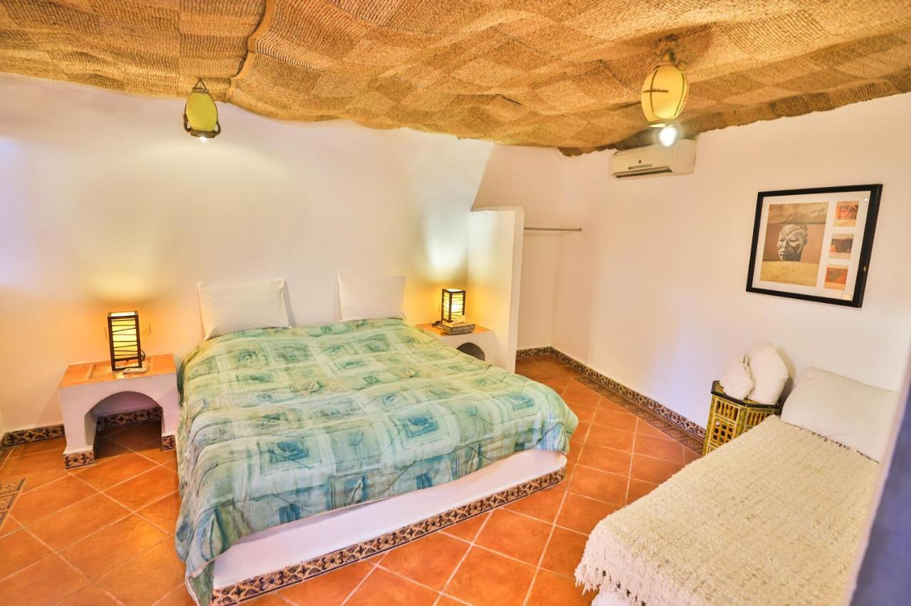 Riad Haj Palace & Spa Fès Eksteriør bilde A bedroom in a cave hotel in Cappadocia, Turkey