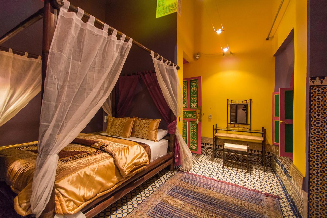 Riad Haj Palace & Spa Fès Eksteriør bilde A bedroom at the hotel