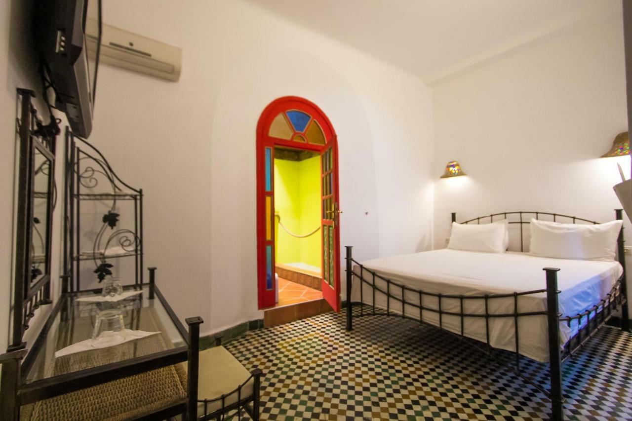 Riad Haj Palace & Spa Fès Eksteriør bilde A room at the hotel
